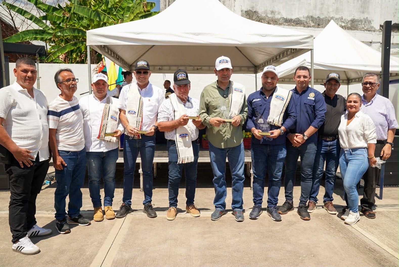 Gobernación impacta el campo en Sabana de Torres
