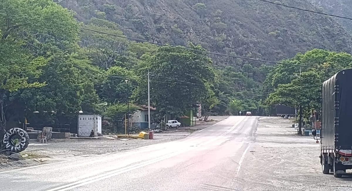 Suspenden bloqueo en Pescadero a la espera de que Invías cumpla promesas pactadas