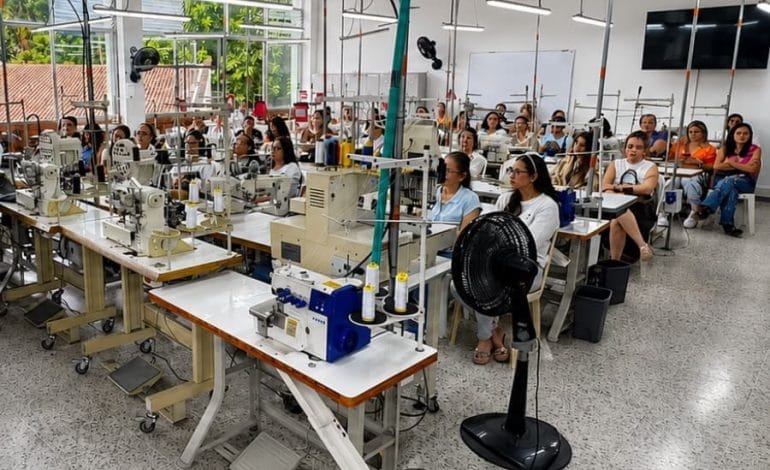 SENA Santander destaca disponibilidad de talento humano para fortalecer el sistema moda