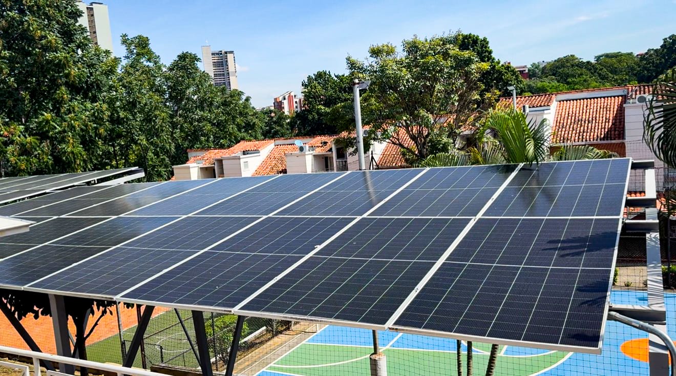 Fomentan transición energética y reciclaje para Floridablanca