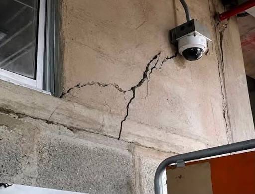 Colegios de Santander agrietados tras terremoto y requieren intervención urgente