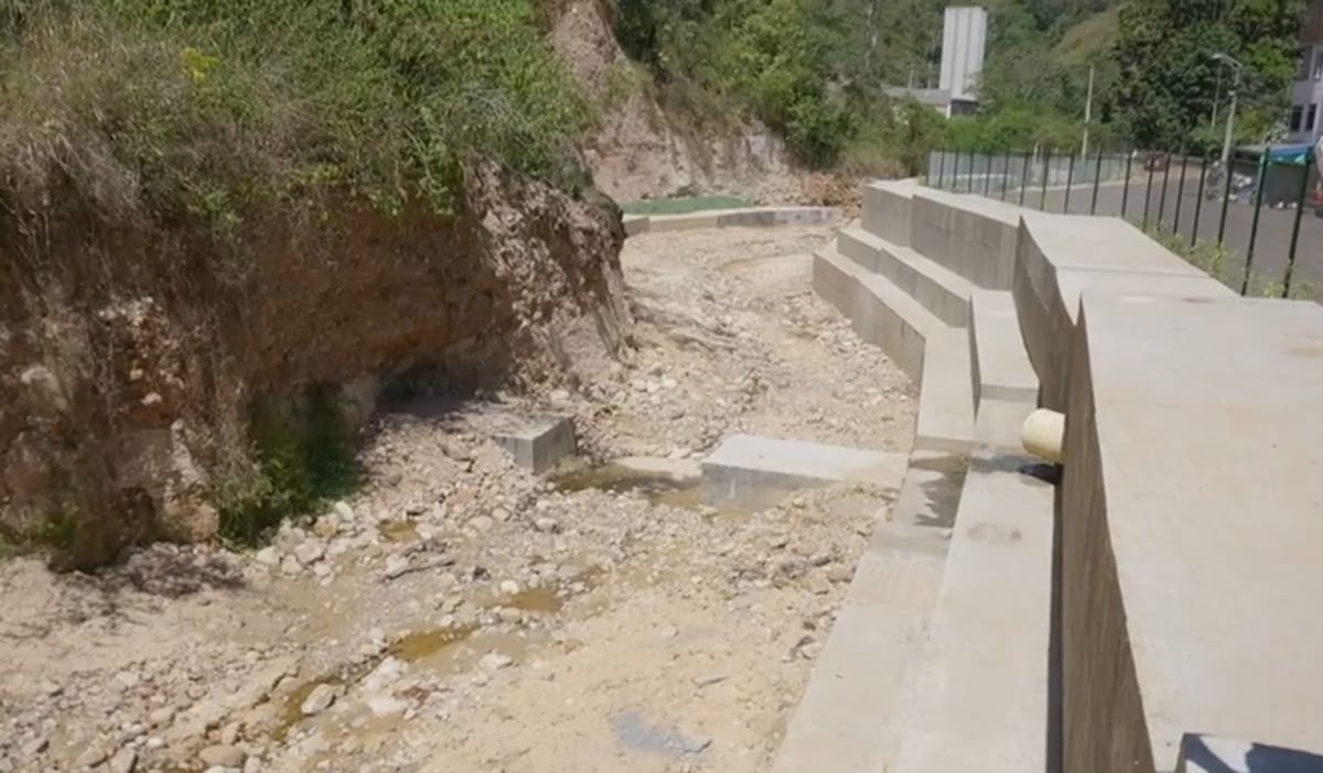 Entregado proyecto de mitigación en Cristal Bajo, Bucaramanga