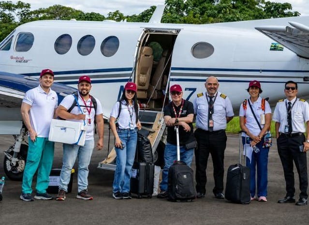 Médicos santandereanos viajaron a Buenaventura para operar afectados por el terremoto