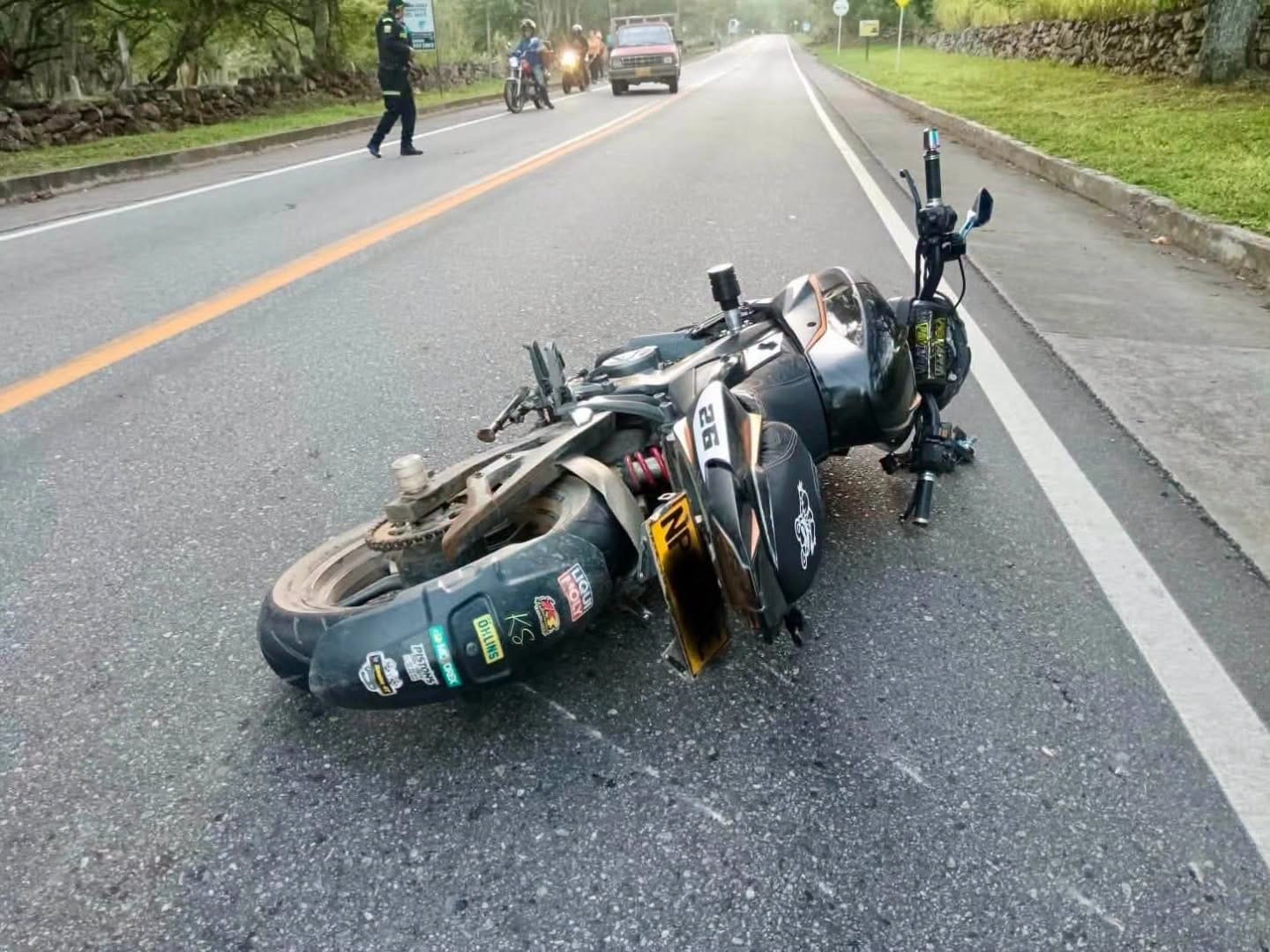 Tragedia en la vía San Gil–Barichara: adulto mayor murió tras ser arrollado por una motocicleta