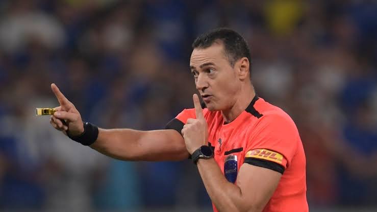 Wilmar Roldán explicó las nuevas reglas del fútbol colombiano durante el partido entre Junior y América