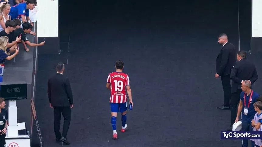 Atlético de Madrid le cierra la puerta al Barcelona por Julián Álvarez: “Hay 0% de posibilidades”