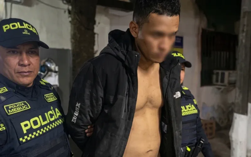 Robó un celular y luego atacó a su propio padre cuando le negó refugio en Girón