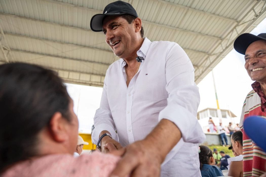“Que la pensión suba como el mínimo”: la propuesta del senador Luis Eduardo Diaz Mateus