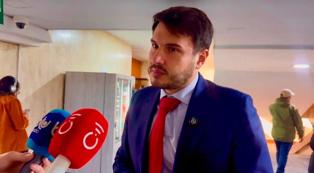 Congresista santandereano exige al Gobierno recursos y obras para recuperar la vía Bogotá-Bucaramanga