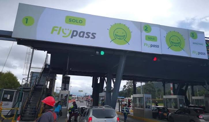 Flypass reconoce errores en cobros, niega abusos y asegura que devolverá el dinero a los usuarios afectados