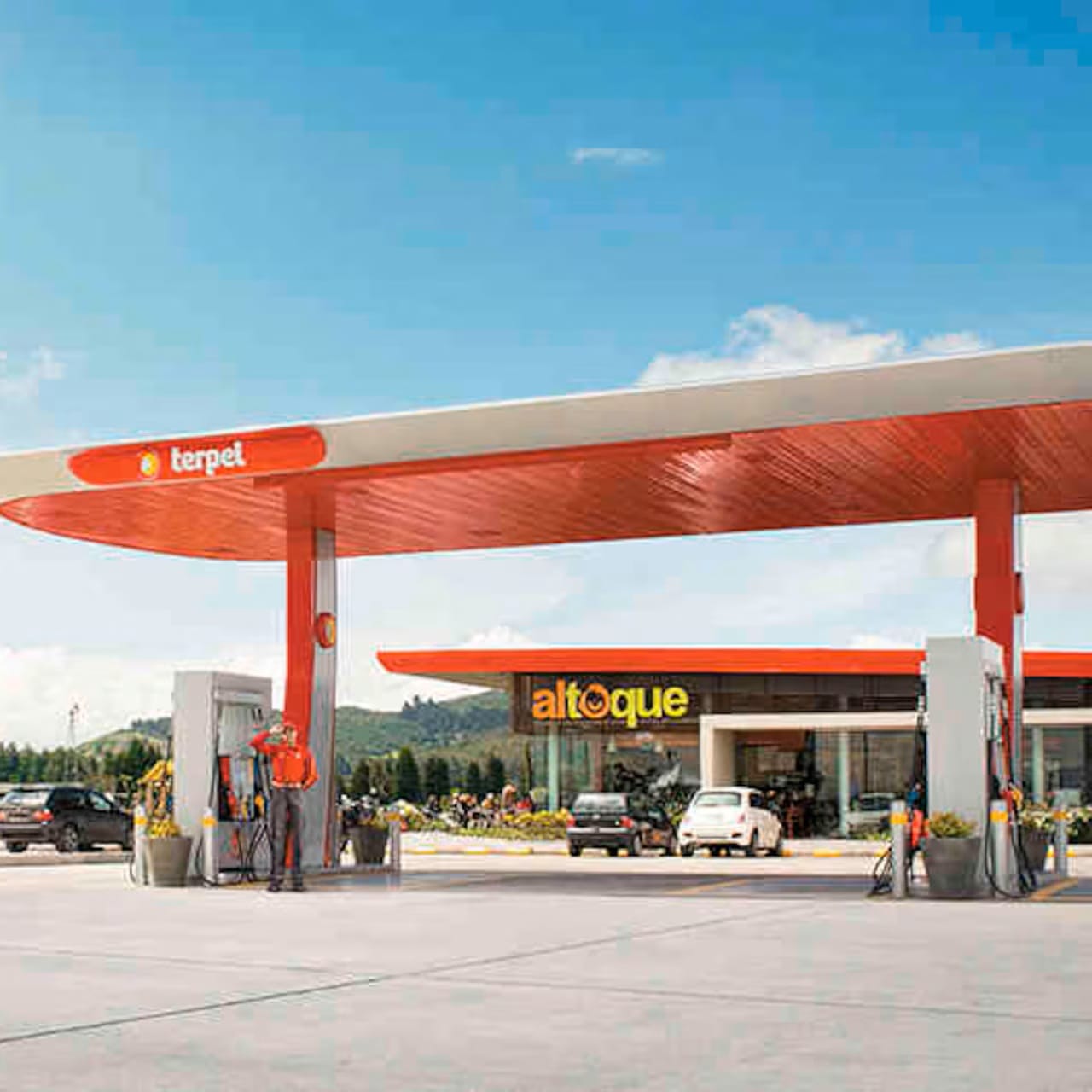 Llega al mercado colombiano la competencia de productos premium de combustibles