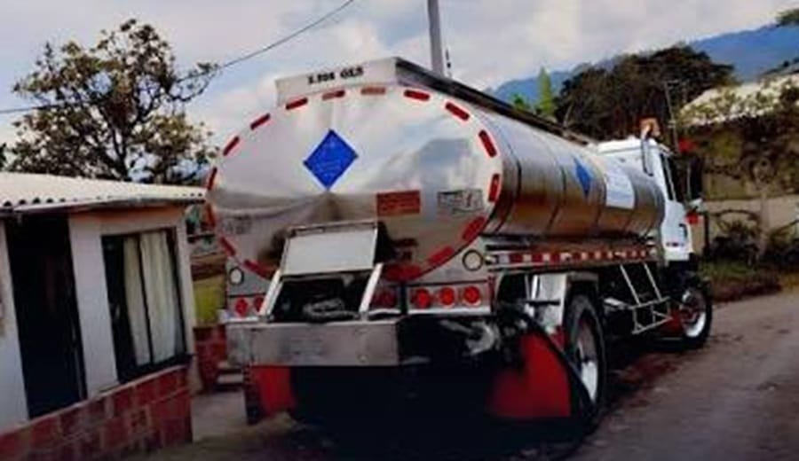 Varios municipios de Santander continúan con sed y se alarga el racionamiento de agua