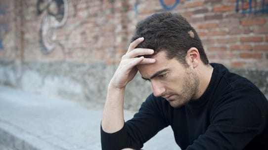 Parches sin cabello pueden alertar sobre alopecia areata