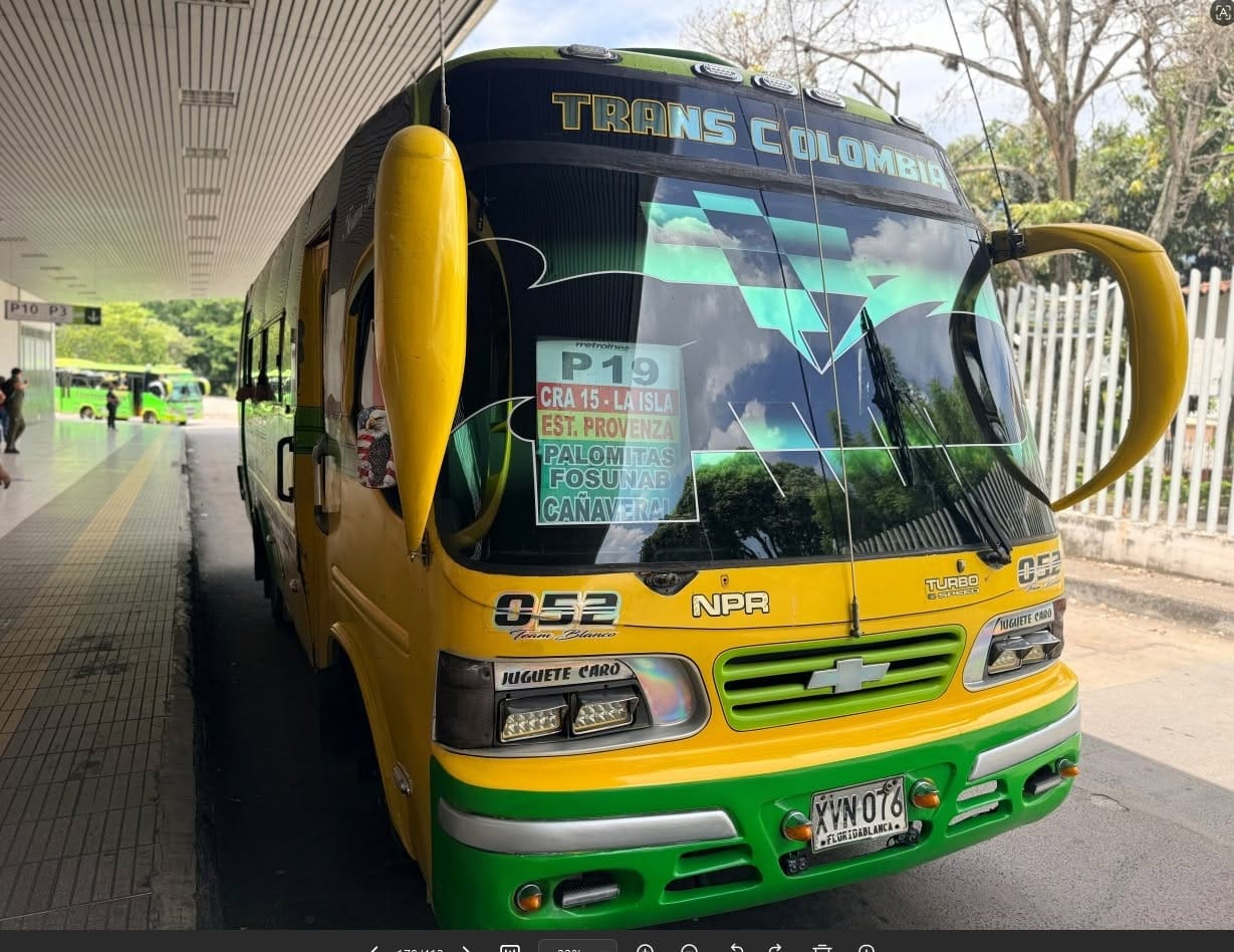 Pagar con tarjeta o código QR ahora es posible en buses que hacen las veces de Metrolínea