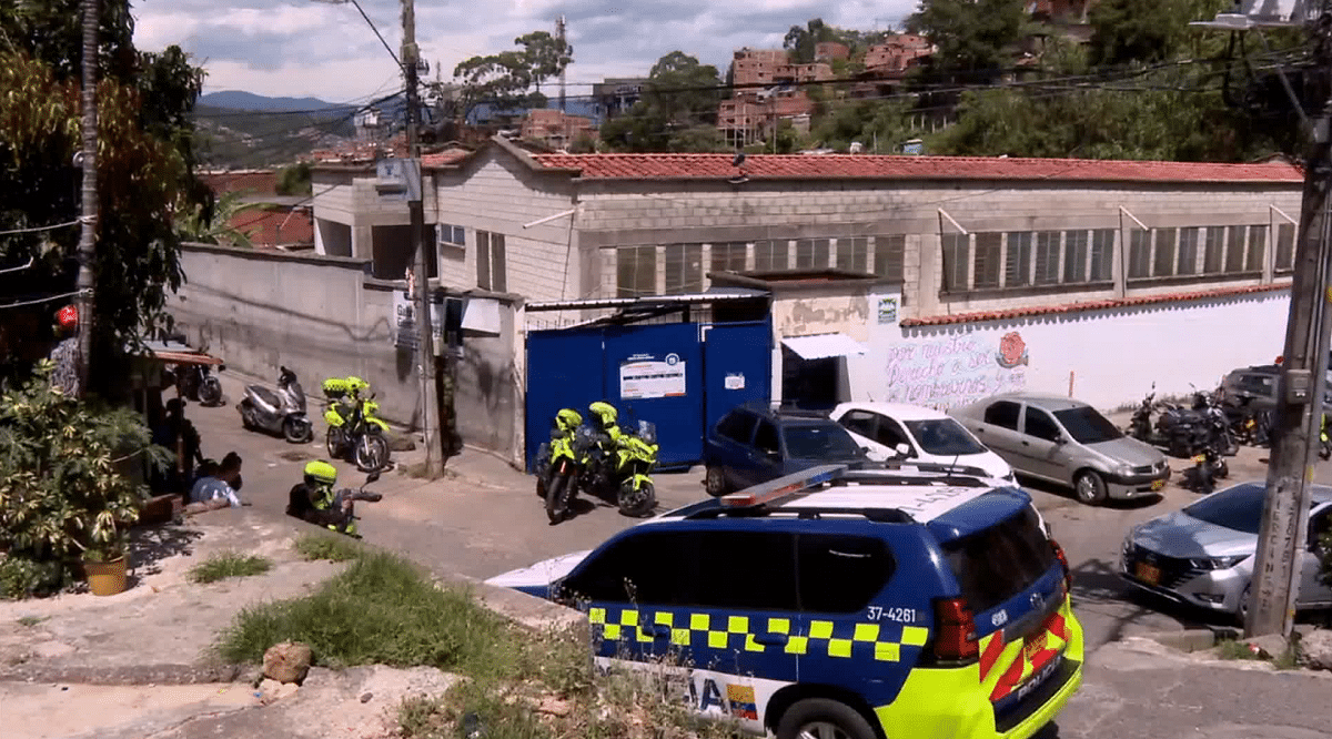 Estudiante de 17 años armó balacera en colegio de Medellín