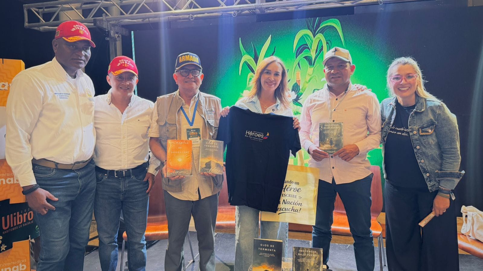 Veteranos de la Fuerza Pública compartieron sus historias en Ulibro 2026