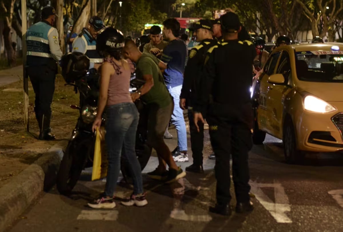 Plan Avispa saca más drogas de las calles y sanciona a motociclistas infractores en Bucaramanga