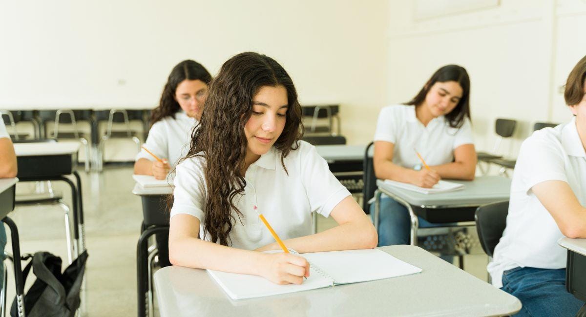 Educación media, el reto de Colombia: 82 % de los jóvenes quiere aprender