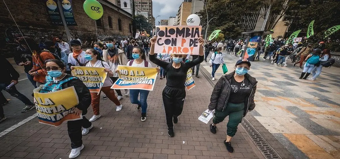 Protestas en Bogotá paralizaron la ciudad Bloquearon ‘Transmilenio’