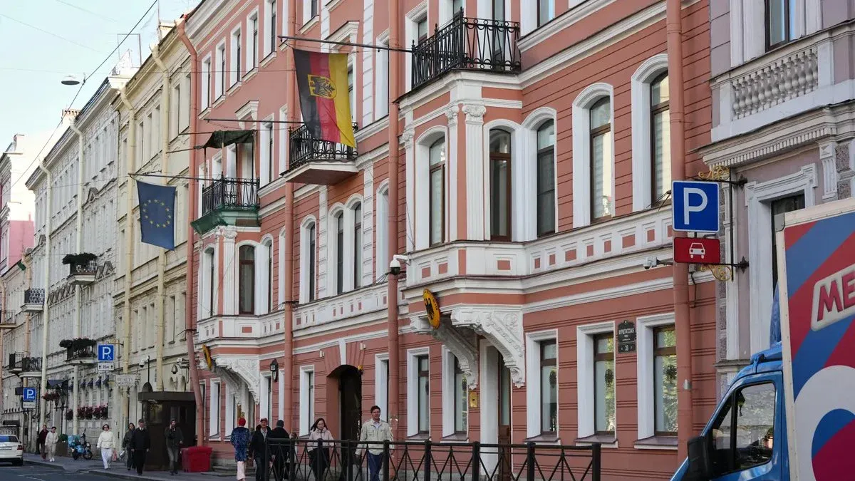 Rusia cierra consulado alemán en San Petersburgo y ordena salida de sus funcionarios