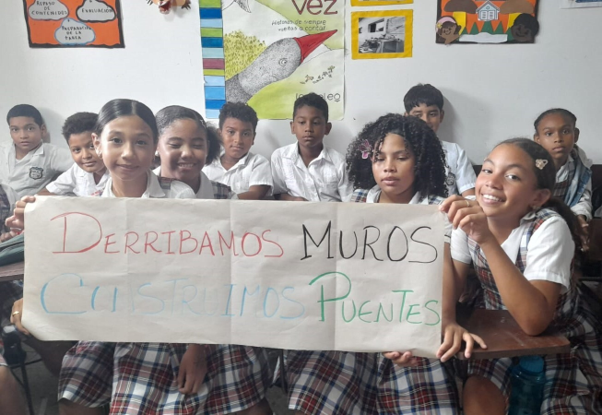 World Vision se une a más de 1.400 niñas, niños y jóvenes en Santander y Atlántico para impulsar acciones de paz