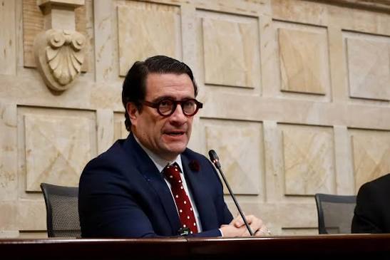 Gobierno propone nueva reforma penal: aceptar cargos podría convertirse en una terminación exprés del proceso