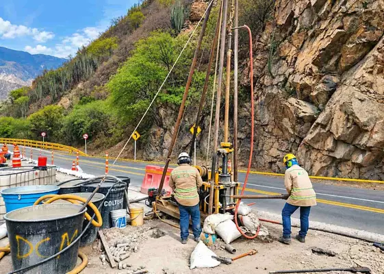 Invías reabre paso para tractomulas en la vía Bucaramanga-Bogotá, pero sin carga