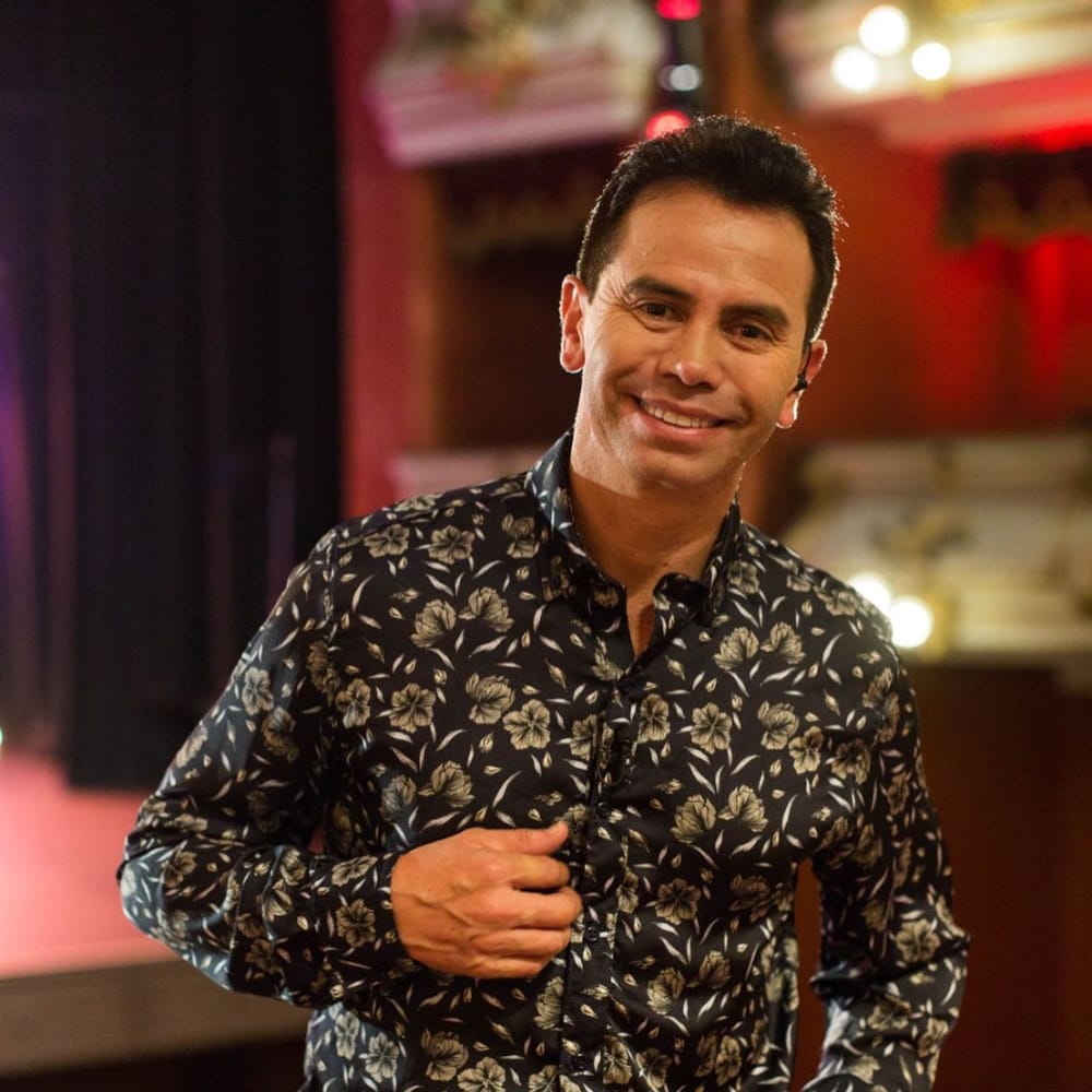 Jhonny Rivera con su himno romántico "Acapulco" imagen de la publicación