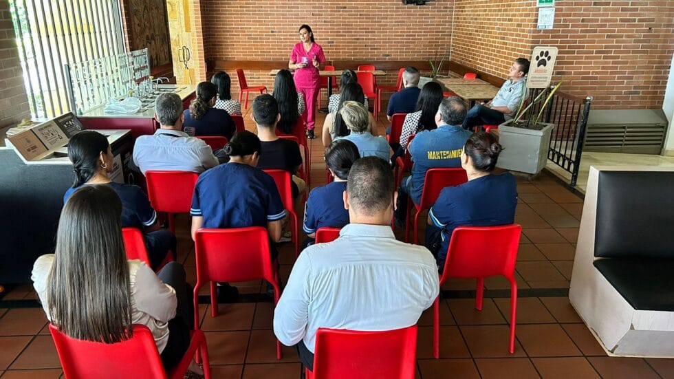 Centros Comerciales se unen a capacitaciones de la estrategia Espacios Seguros imagen de la publicación