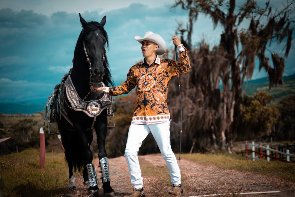 “El potro” José Luis Ortiz presenta su nuevo lanzamiento musical imagen de la publicación