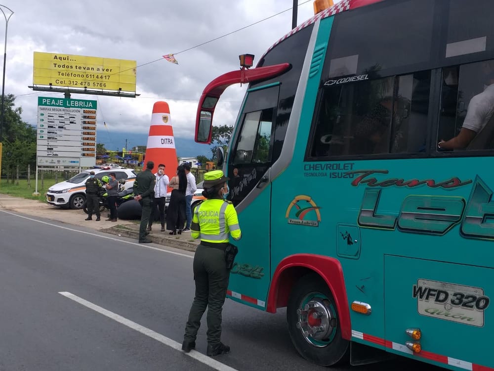 Diez accidentes de tránsito con saldo de seis lesionados en operación retorno en Santander imagen de la publicación