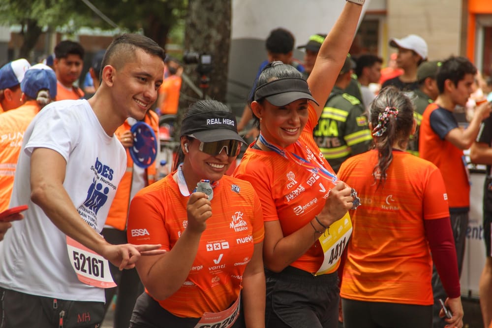 Bucaramanga se vistió de naranja en la Media Maratón FCV imagen de la publicación