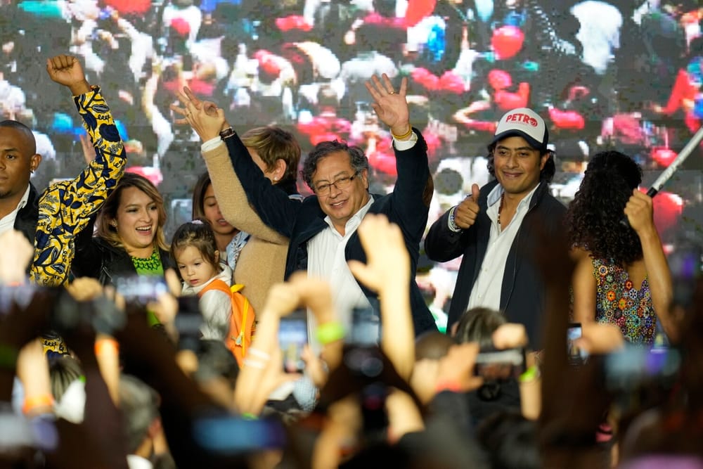 Presidente Petro deberá responder ante la ‘Comisión de Acusaciones’ imagen de la publicación