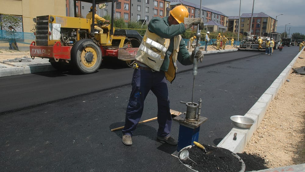 Con proyectos ambientales Ecopetrol compensa producción de asfalto imagen de la publicación