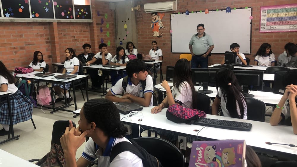 Estudiantes de Barrancabermeja gozan con ‘Escuelas Conectadas’ imagen de la publicación