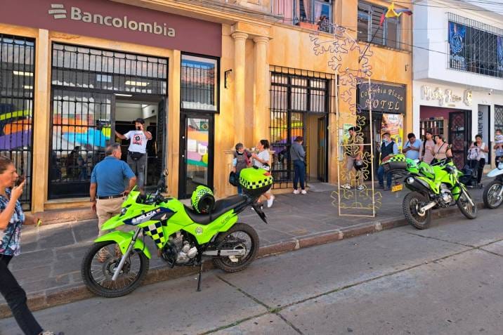 Fleteros lograron millonario botín en banco de San Gil imagen de la publicación
