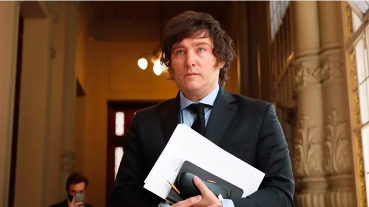 Milei insiste en cierre del BCRA imagen de la publicación