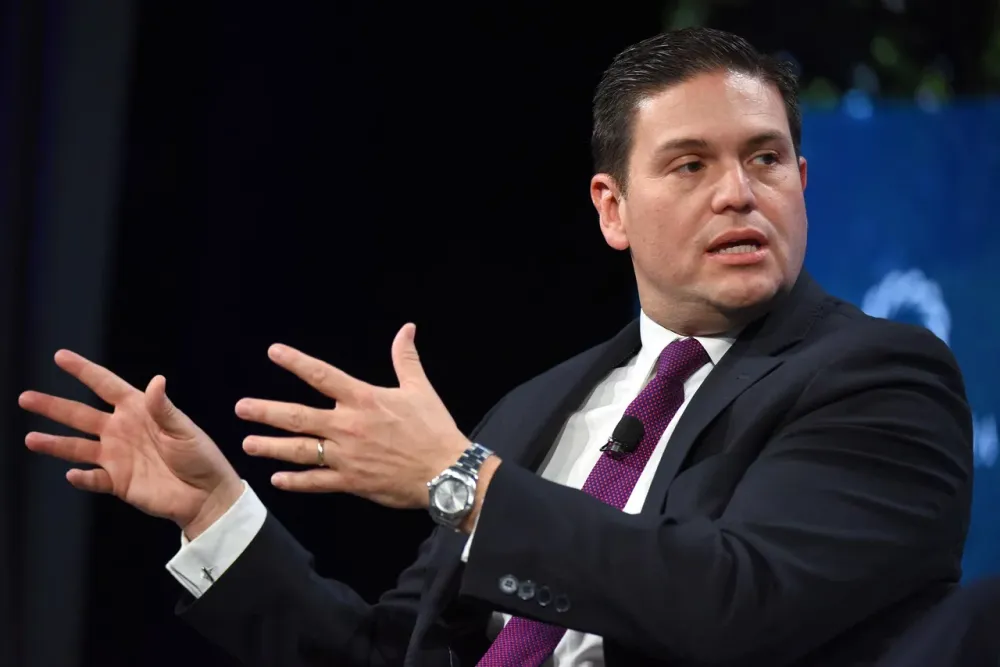 Exministro Pinzón contra la propuesta de Petro Ecopetrol-PDVSA imagen de la publicación