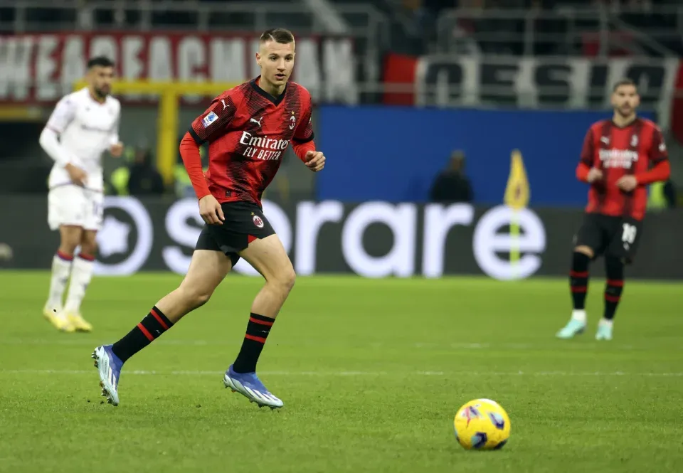 Joven prodigio debutó con AC Milan a sus 15 años imagen de la publicación