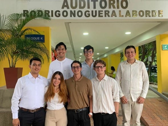 Distinción meritoria en encuentro nacional de semilleros imagen de la publicación