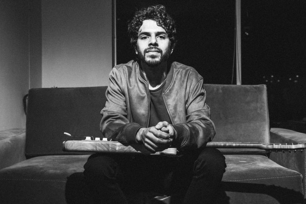 Lo honesto e íntimo del sonido de Santiago Sandoval imagen de la publicación