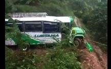 Pasajeros vieron de cerca un barranco en Sabana de Torres imagen de la publicación