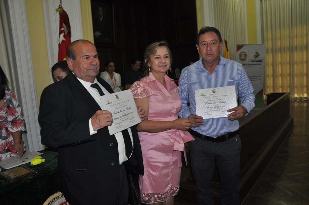 Homenaje a quienes mueven sobre ruedas el desarrollo de Santander imagen de la publicación
