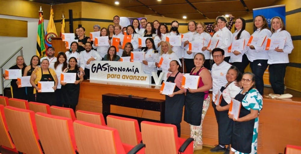 Programa graduó 40 estudiantes en cocina tradicional colombiana imagen de la publicación