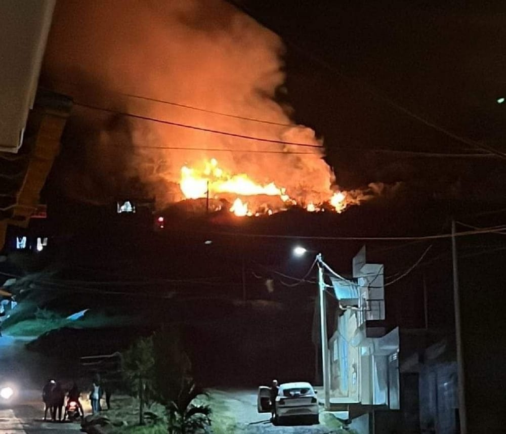 Tres incendios se presentaron durante la Noche de Velitas en Santander imagen de la publicación