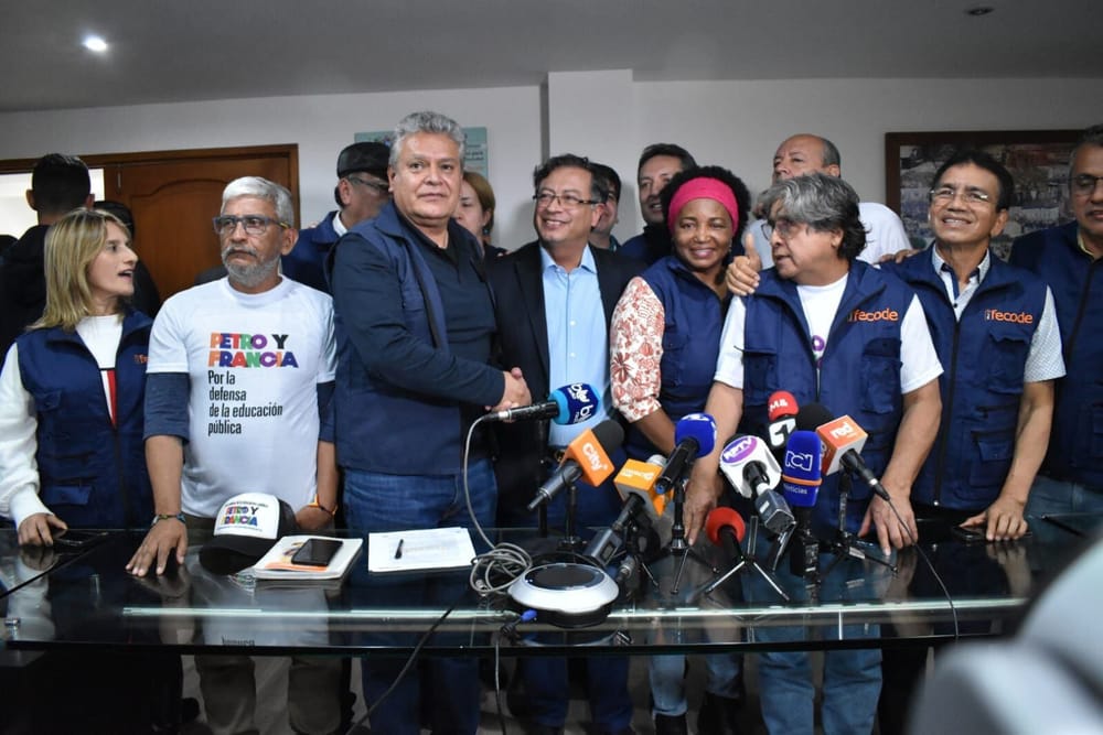 500 Millones de FECODE a Petro: la polémica por la omisión en el reporte de donaciones imagen de la publicación