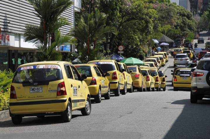 Conductor de taxi atrapado borracho debe más de 100 millones en multas imagen de la publicación