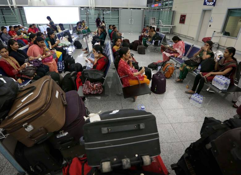 Avión con 303 pasajeros indios fue retenido por presunto tráfico de personas imagen de la publicación