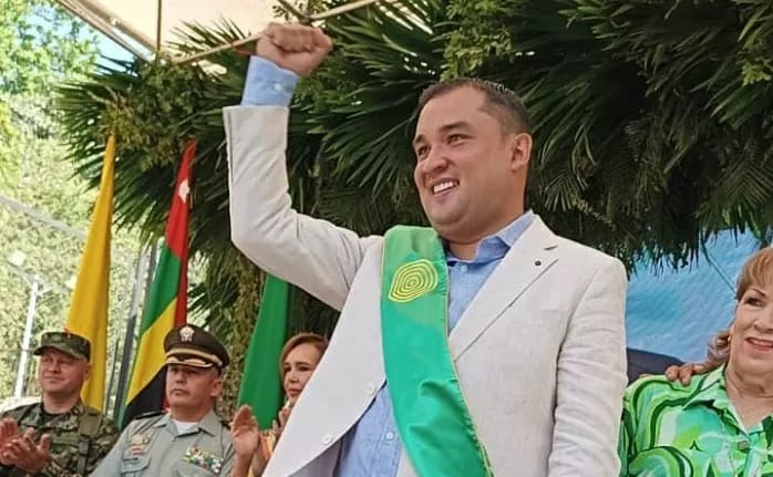 José Fernando Sánchez asume oficialmente el cargo de Alcalde en Floridablanca imagen de la publicación
