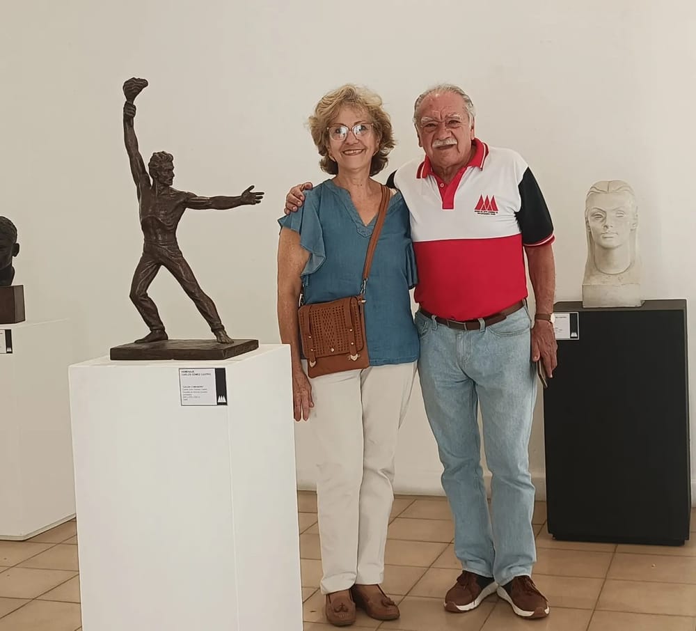 Exposición homenaje al maestro Carlos Gómez Castro imagen de la publicación